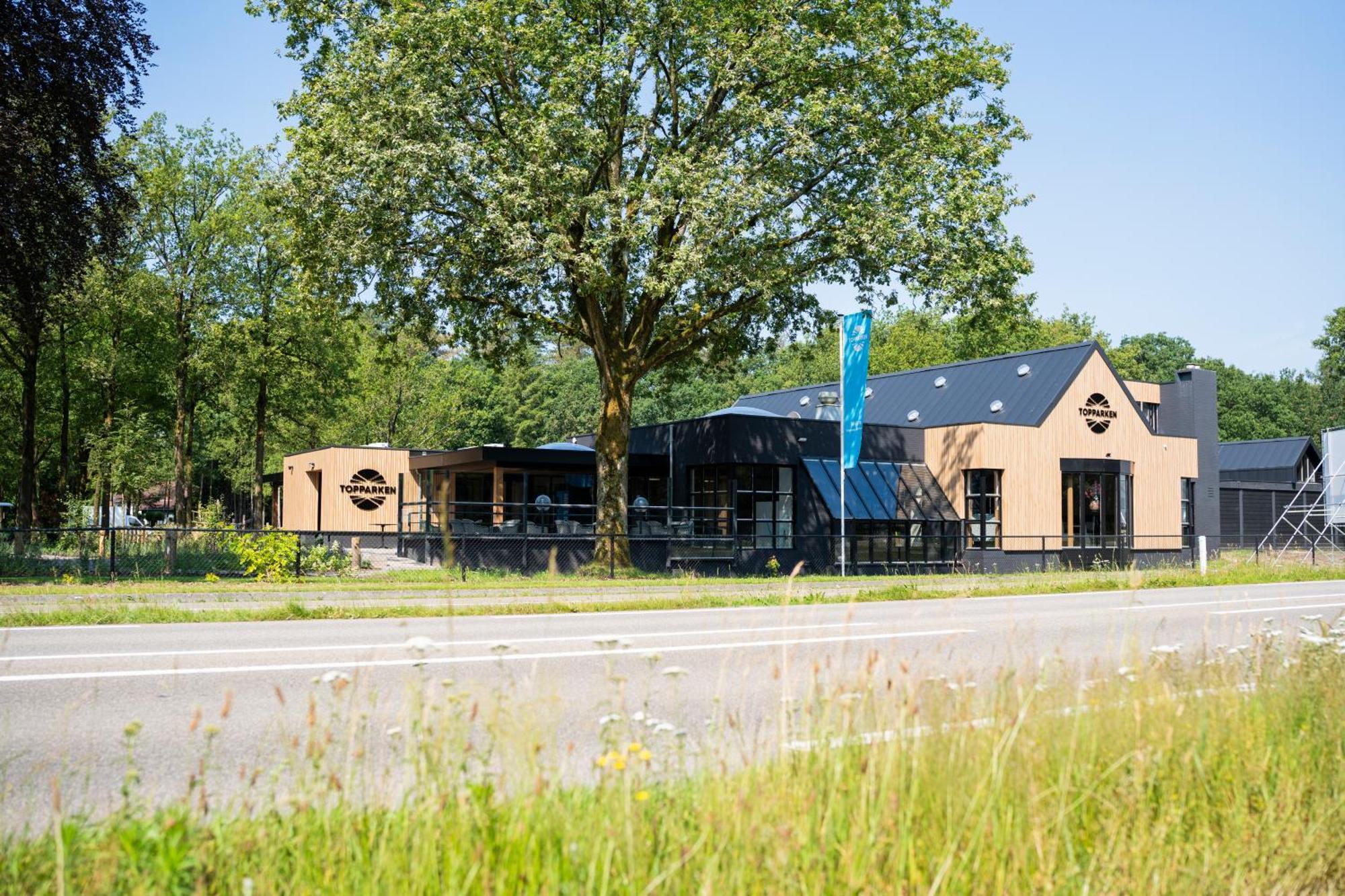 Topparken - Resort De Brabantse Kempen Lage Mierde Exteriér fotografie